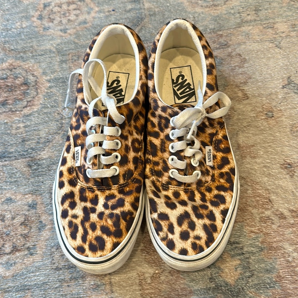 Women’s 8.5 leopard lace up vans